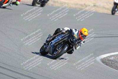 media/Feb-05-2023-Classic Track Day (Sun) [[c35aca4a42]]/Group 1/session 1 turn 9/